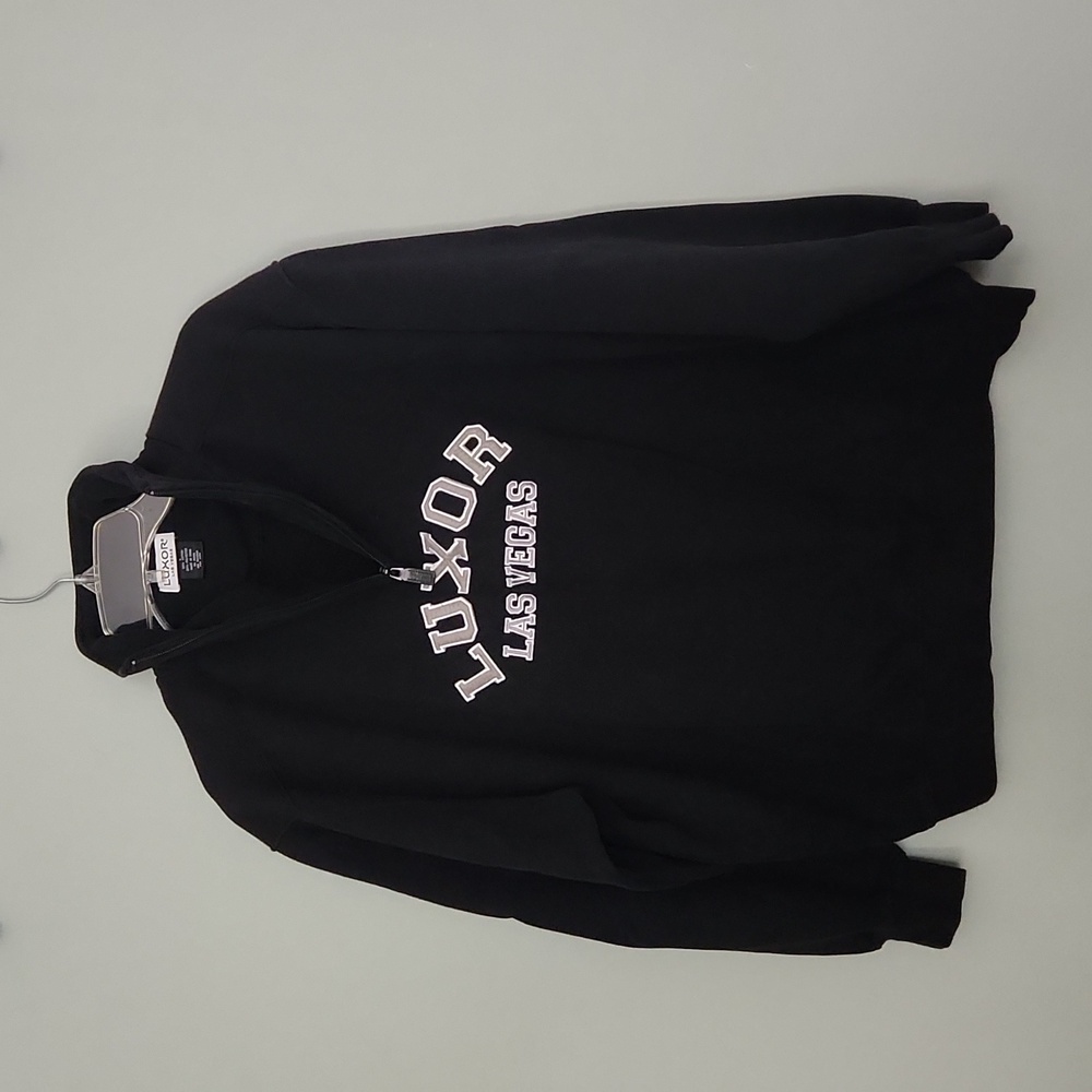 Mens Luxor Las Vegas Casino Hotel Embroidered Pullover 3/4 zip Black Sweatshirt